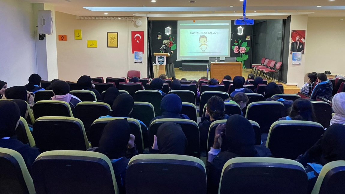 Türkiye Bağımlılıklarla Mücadele Eğitimi Kapsamında Tütün Bağımlılığı, Teknoloji Bağımlılığı ve Sağlıklı Yaşam modülü seminerleri verildi.